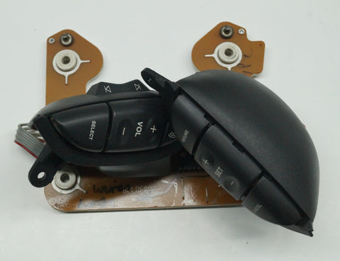 2003 - 2008 Jaguar S-Type (X200) Steering Wheel Horn Push w/ Stereo and Cruise Controls