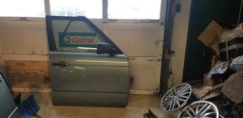 RIGHT FRONT DOOR ASSEMBLY FOR RANGE ROVER. FITS RANGE ROVER 2003-2005