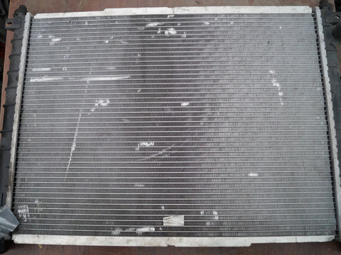 USED RADIATOR FOR LAND ROVER FREELANDER PART # PCC000321. FITS LAND ROVER FREELANDER 2002-2005