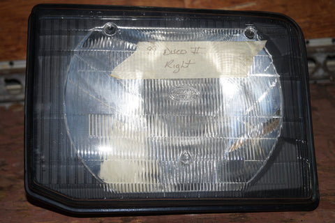 USED LAND ROVER DISCOVERY SERIES II HEADLIGHT PART #XBC105170. FITS LAND ROVER DISCOVERY SERIES II 1999-2001