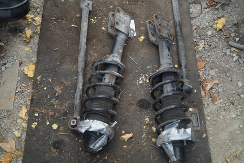 USED LAND ROVER FREELANDER REAR DAMPER PART #RSC000030. FITS RANGE ROVER FREELANDER 2002-2003.