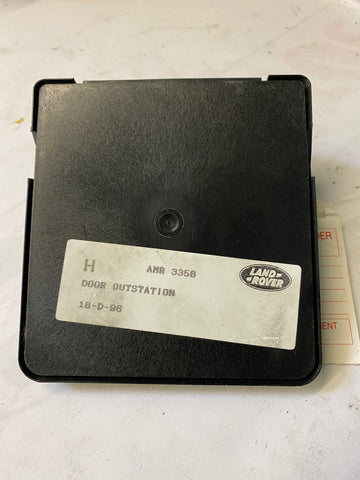 USED LAND ROVER RIGHT FRONT DOOR OUTSTATION MODULE PART #AMR3358. FITS RANGE ROVER 1995-2002
