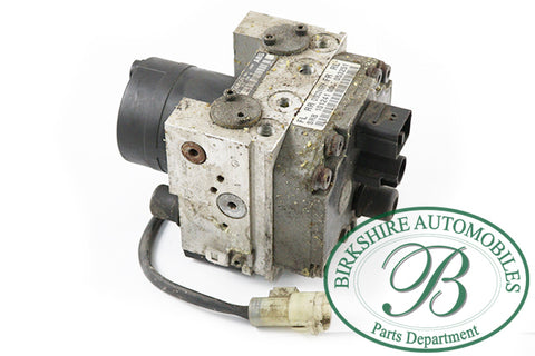 LAND ROVER ABS PUMP  PART# SRB 101241 00.  FITS 1999-2004 DISCOVERY 2