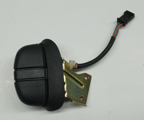 1999 - 2004 Land Rover Discovery 2 (L318) Steering Wheel Cruise Control Switch | Part # - YUH100320