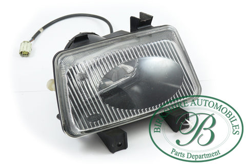 Land Rover Discover 2 fog lamp part # AMR5618. Fits 1998 and up Land Rover Discovery series 2