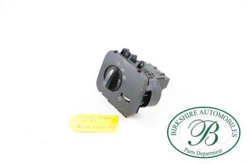Land Rover Headlight Switch W/ Fog light Part #YUD501480PVJ Fits 05-09 LR3 (Discovery 3), 06-09 Range Rover Sport