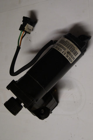 USED AIR SUSPENSION PUMP FOR RANGE ROVER PART # ANR37371. FITS RANGE ROVER 1996-2002.