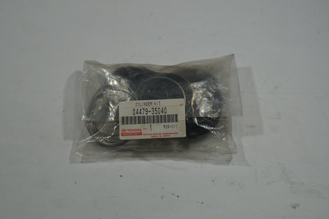 NEW FRONT CALIPER REBUILD KIT FOR TOYOTA. PART # 04479-35040. FITS TOYOTA 4 RUNNER AND TACOMA 1996-2002