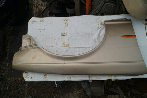 USED JAGUAR RIGHT FRONT FENDER PART #AXX1516