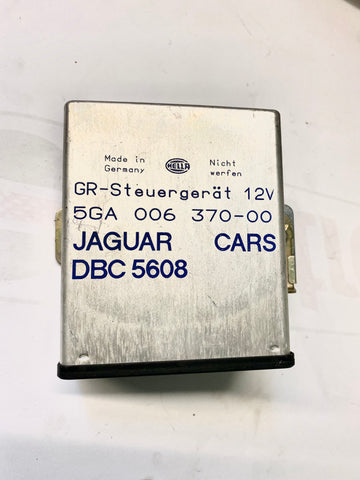 USED CRUISE CONTROL MODULE FOR JAGUAR  PART #DBC 5608. FITS JAGUAR XJS 1994-1996, JAGUAR VANDEN PLAS 1992-1996, JAGAUR XJ61992-1996, JAGUAR XJR 1995-1996